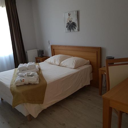 Aparthotel Domitys Les Cigales Du Luberon Cavaillon Exterior foto